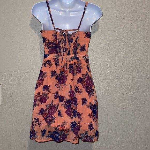 Floral Guess dress - Picture 3 of 6
